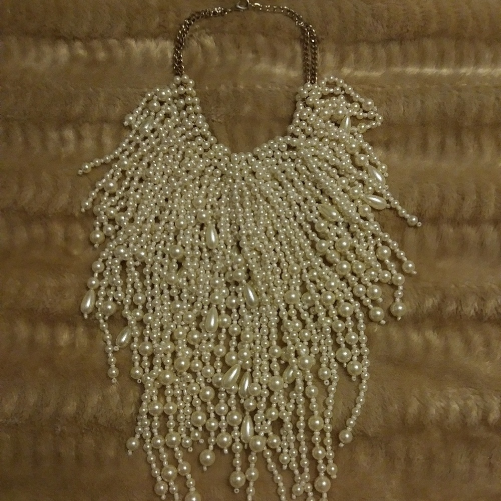 Beaded necklace